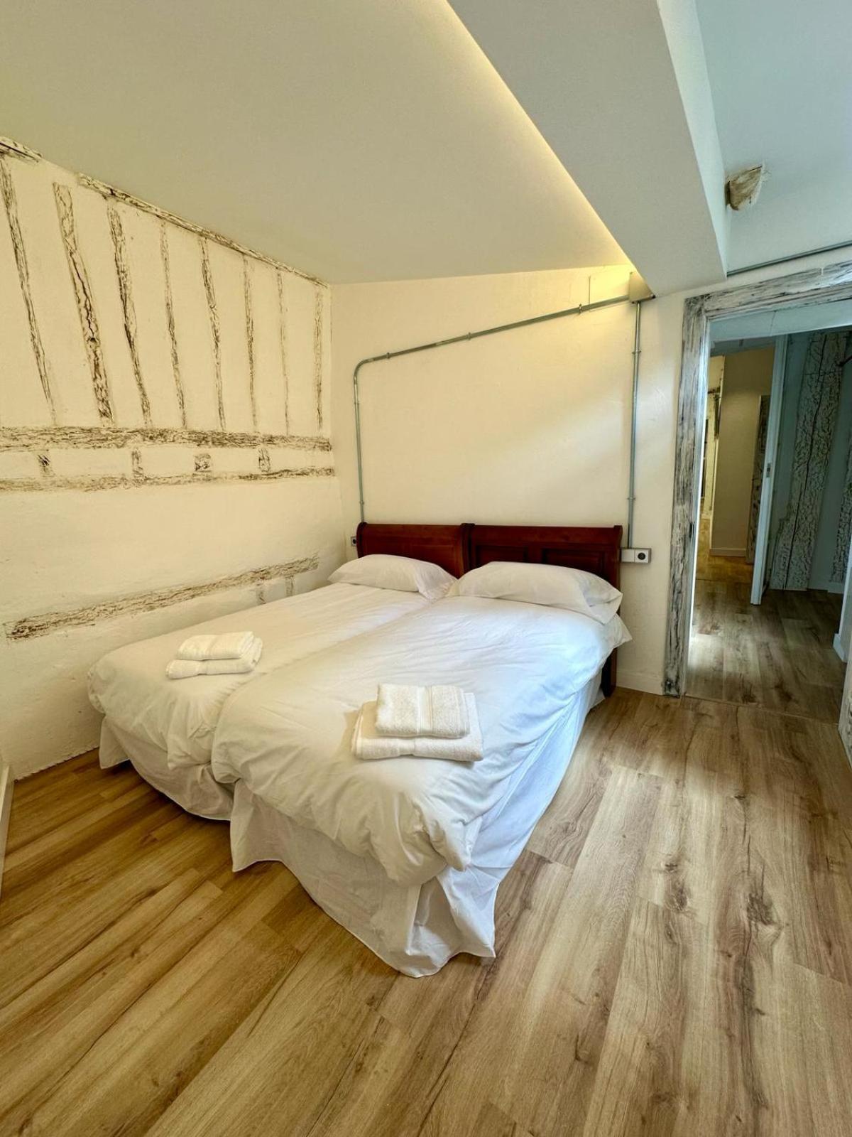 Apartamentos Carolina By Gaiarooms Leon Luaran gambar