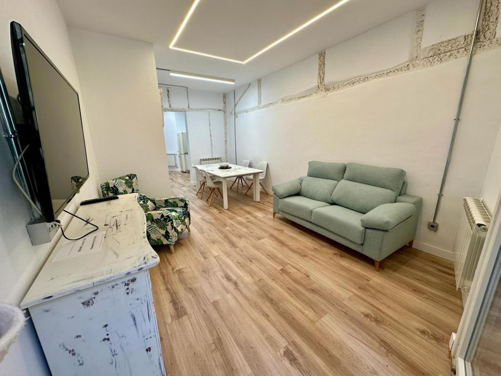 Apartamentos Carolina By Gaiarooms Leon Luaran gambar