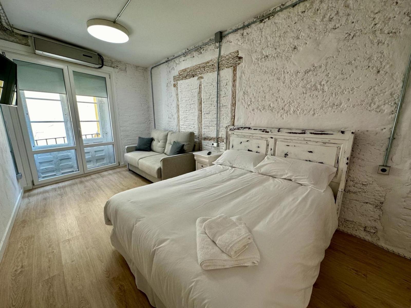 Apartamentos Carolina By Gaiarooms Leon Luaran gambar